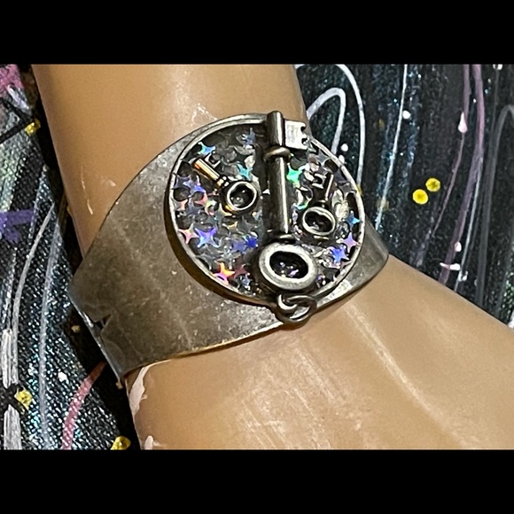 Hecate’s Keys bracelet made by me - Picture 4 of 6